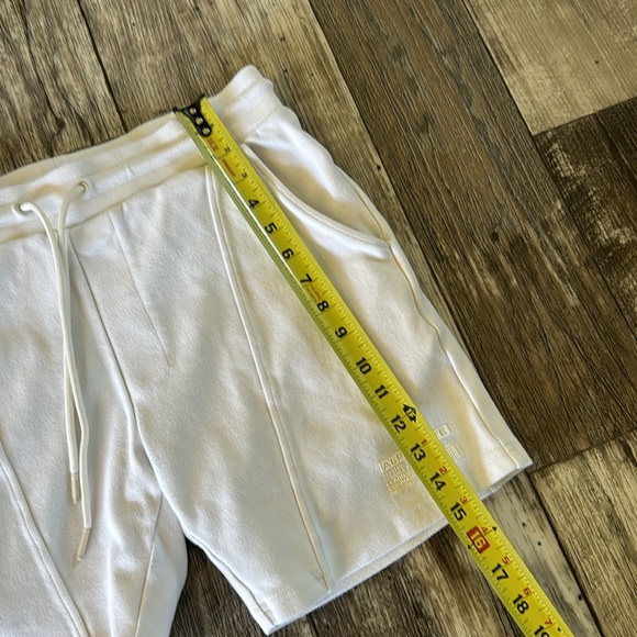 ALPHALETE IDENTITY WOMEN "UNISEX" WHITE BEAUTIFUL SHORTS, MEDIUM - Picture 12 of 13